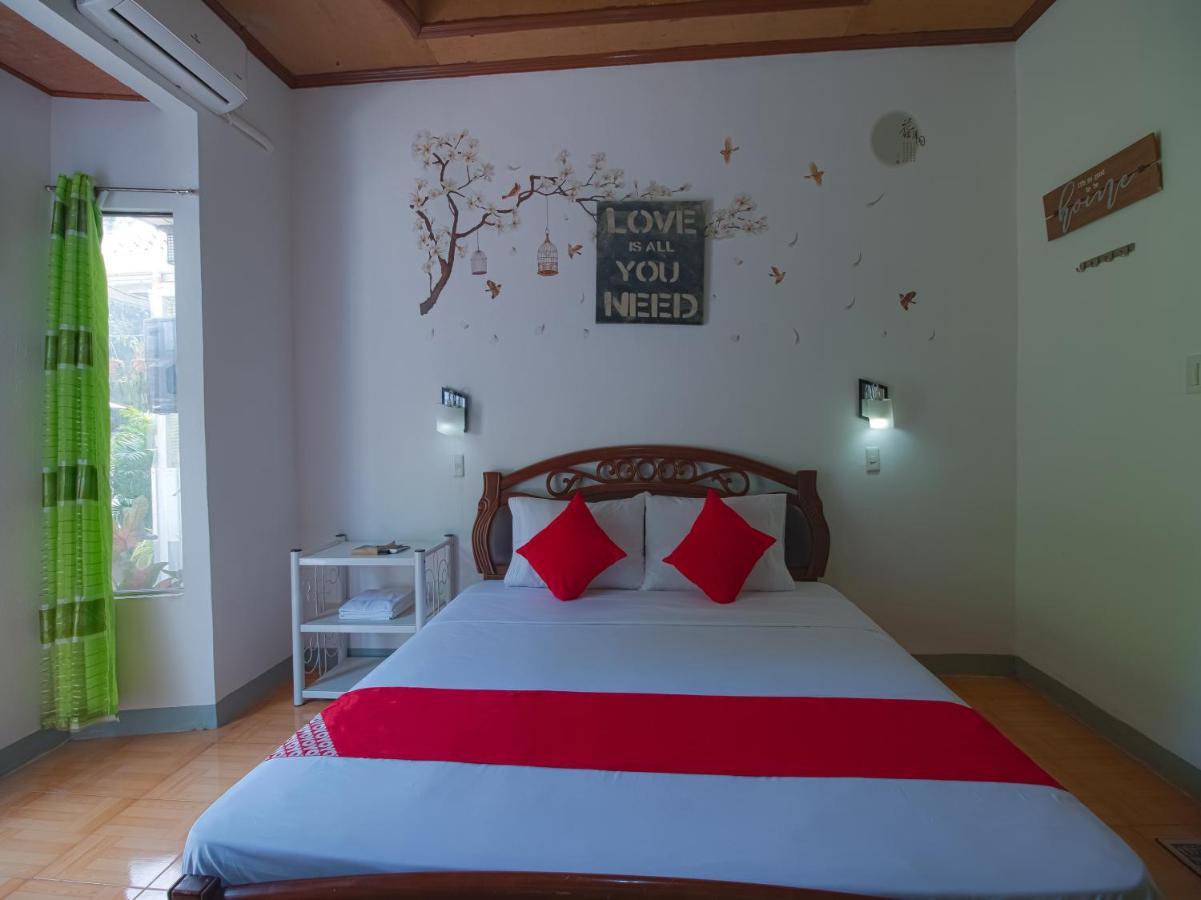 Oyo 771 Darius' Residences Moalboal Zewnętrze zdjęcie