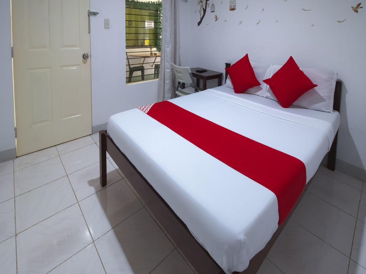 Oyo 771 Darius' Residences Moalboal Zewnętrze zdjęcie