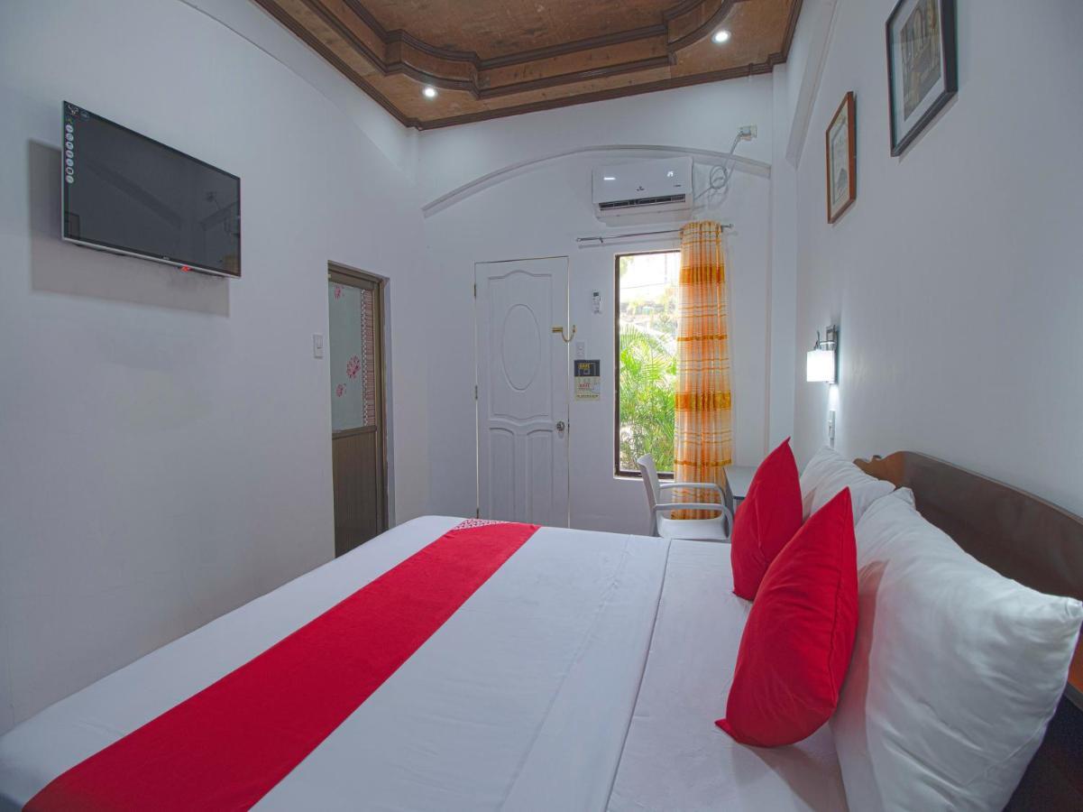 Oyo 771 Darius' Residences Moalboal Zewnętrze zdjęcie